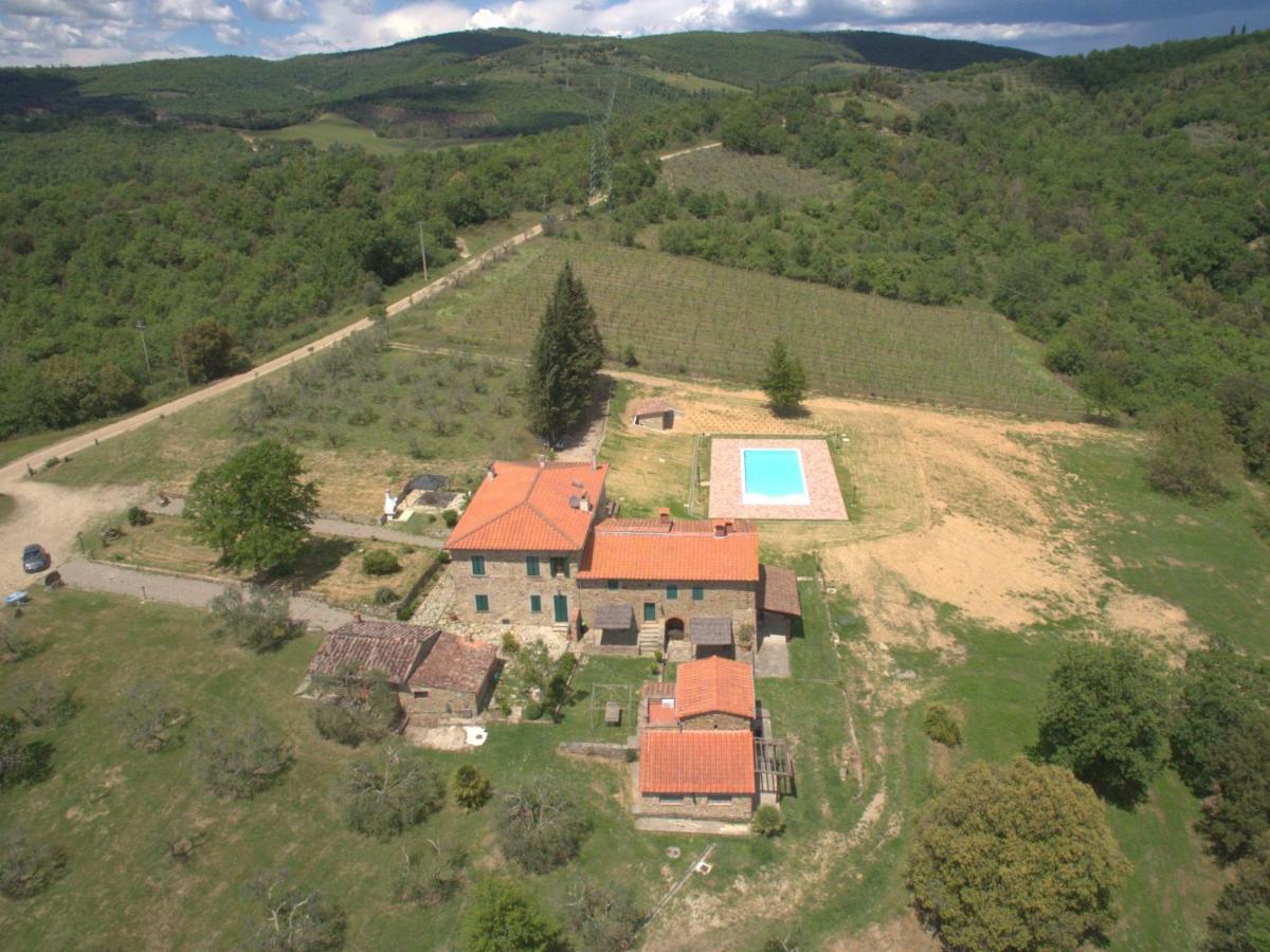 Agriturismo I Poggilunghi Чивітелла-ін-Валь-ді-К'яна Екстер'єр фото