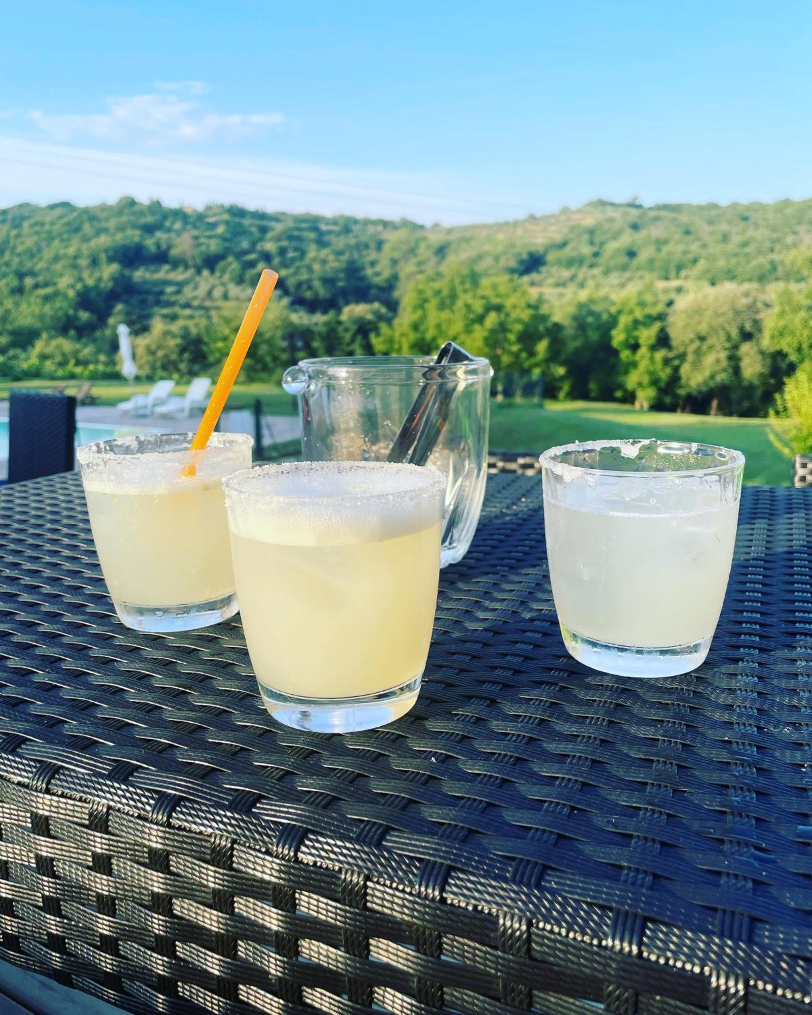 Agriturismo I Poggilunghi Чивітелла-ін-Валь-ді-К'яна Екстер'єр фото